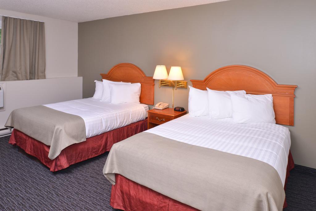 Rodeway Inn Sudbury Buitenkant foto