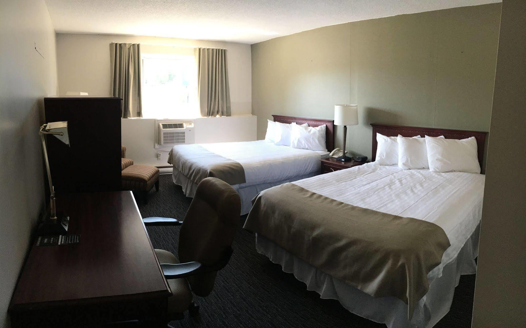 Rodeway Inn Sudbury Buitenkant foto